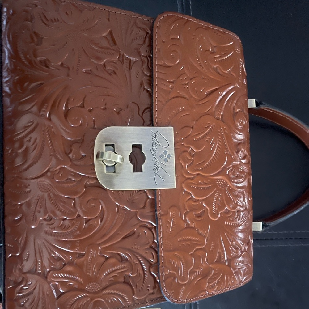 Patricia Nash tooled handbag